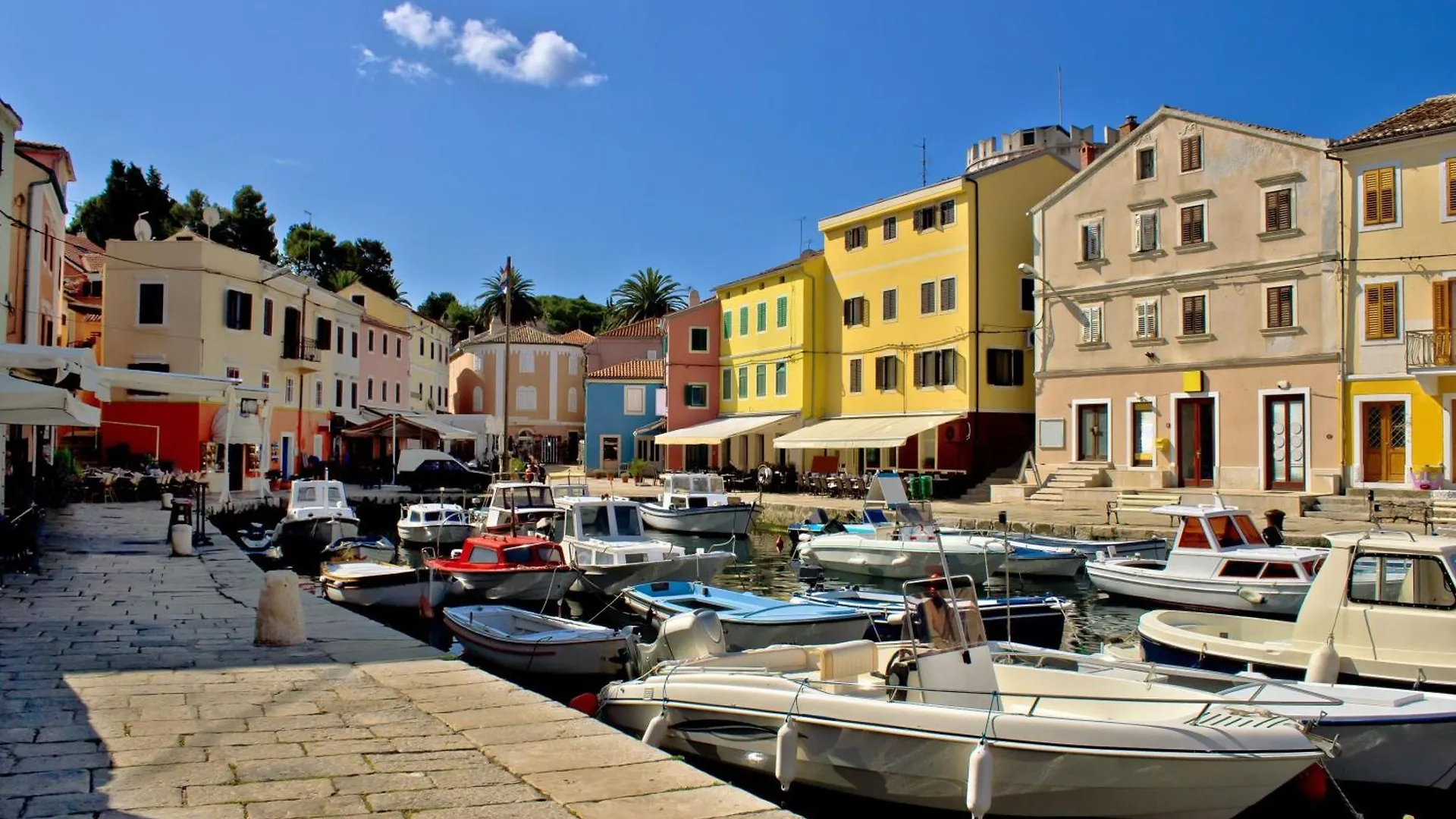 Apartment Astra 1 Veli Losinj Harbour View - Happy Rentals Croatia